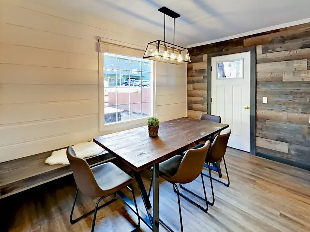 4093 Manzanita Ave Townhouse 6 Bedrooms 6 Bathrooms Townhouse