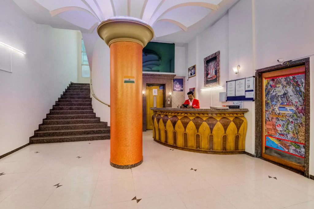 Hotel O Kamini