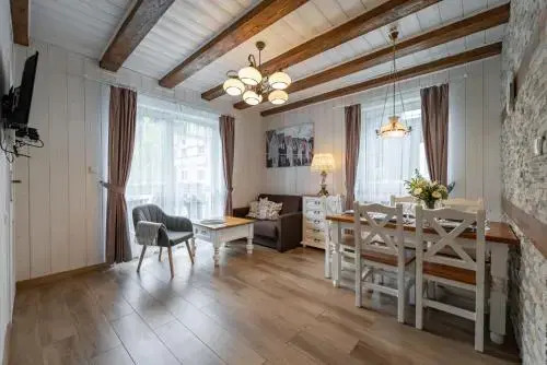 Domki i Apartamenty Cicha Dolina - jacuzzi, sauna, basen