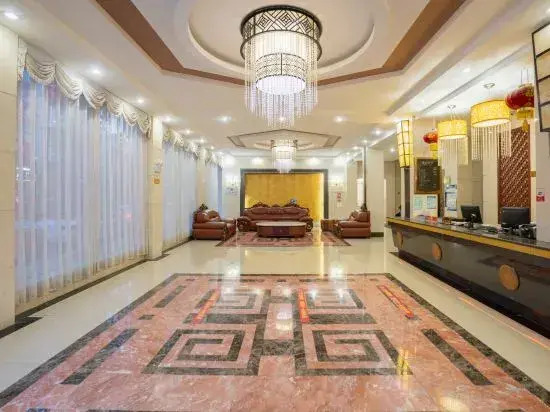 Gilleteng Shangri-La Hotel (Dukezong Ancient City Longtan North Road)