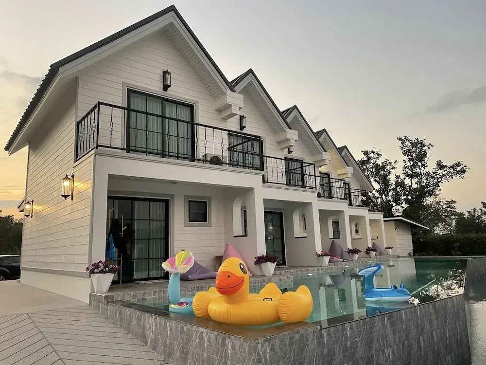 The Autumn Creek Chiangrai