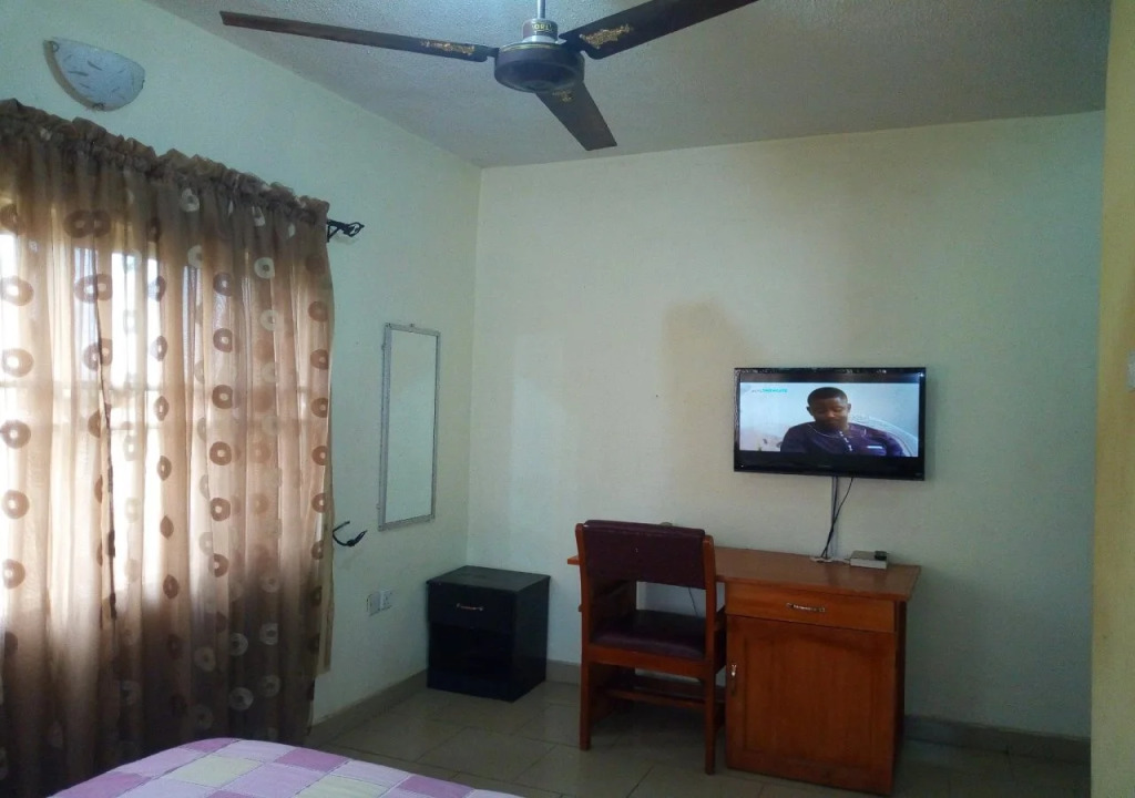 Peak Olam Suites