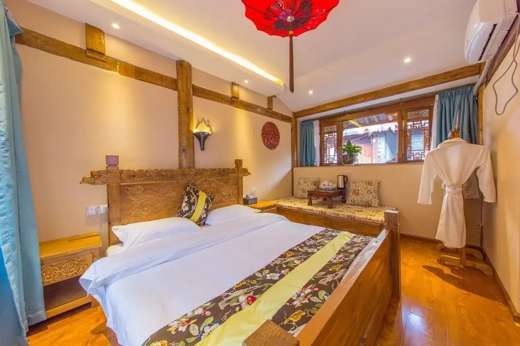Lijiang JuXian Inn