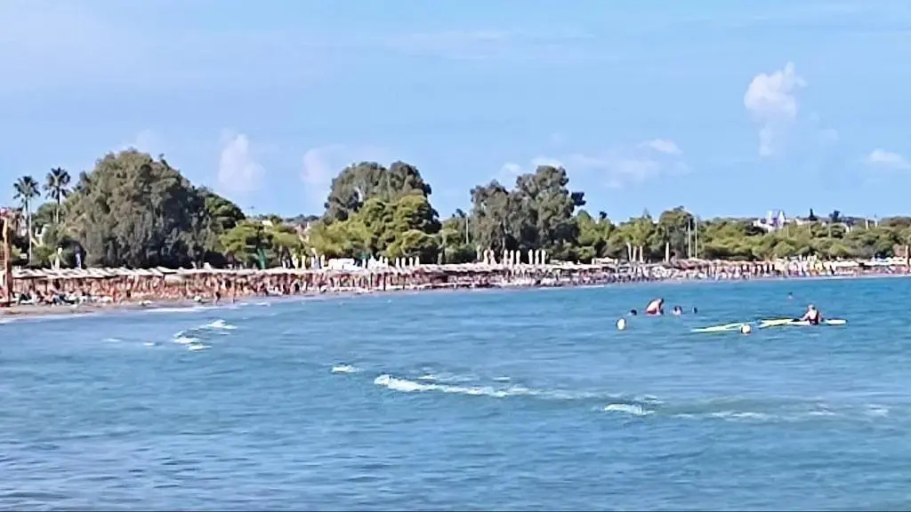 Beautiful Choice - near Athens airport - 50m from the sea - IQ+