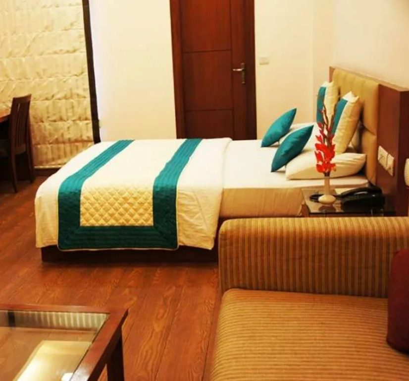 Hotel Shhaurya