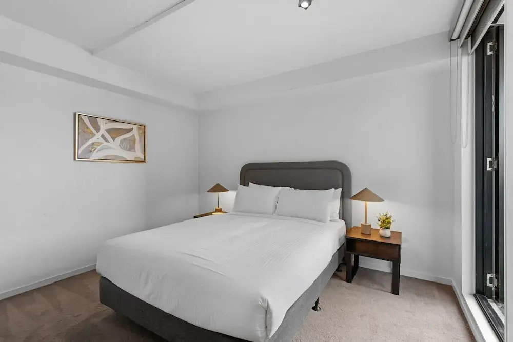Lovely 1-bed With Balcony in St Kilda's Heart