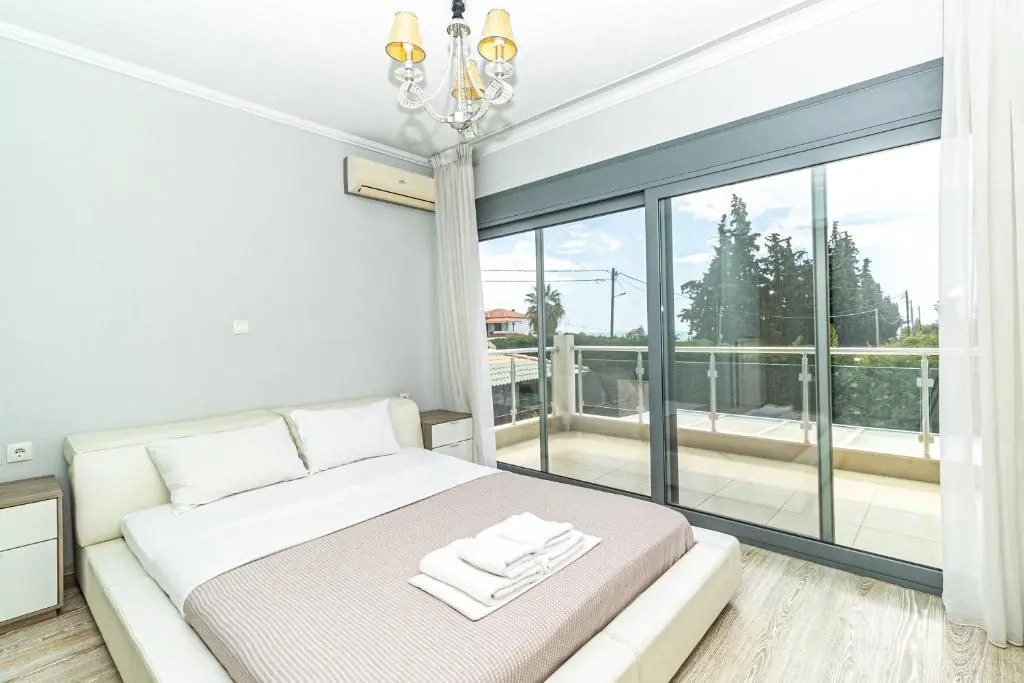 Nefeli & Dina Villas by Diomedes Group