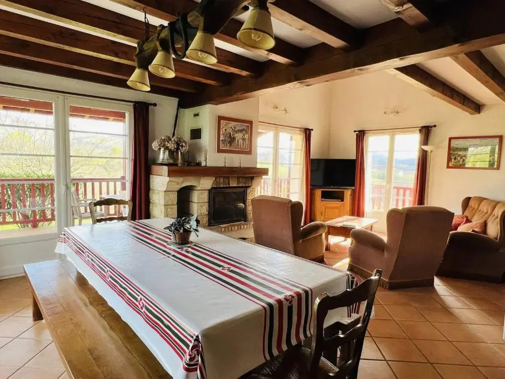 Maison Cambo-les-Bains, 4 pièces, 6 personnes - FR-1-495-29
