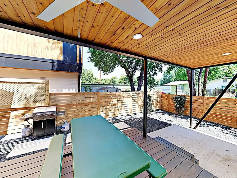 Stylish East Austin - Near Downtown & River 3 Bedroom Home