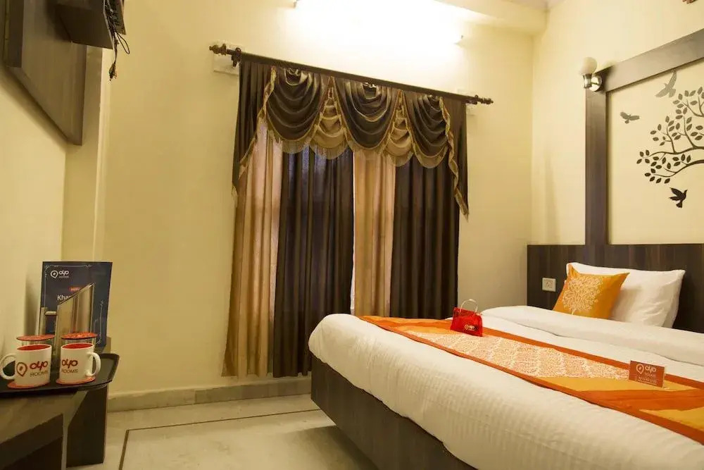 OYO 1049 Nirman Nagar