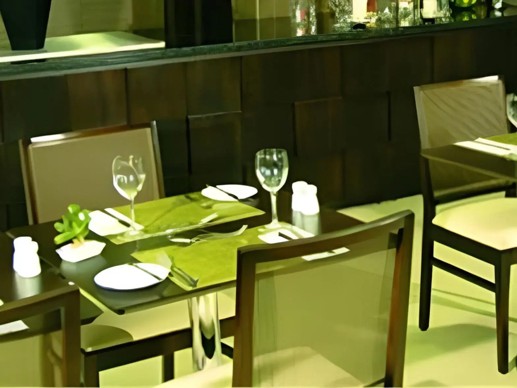 Naoum Hotel
