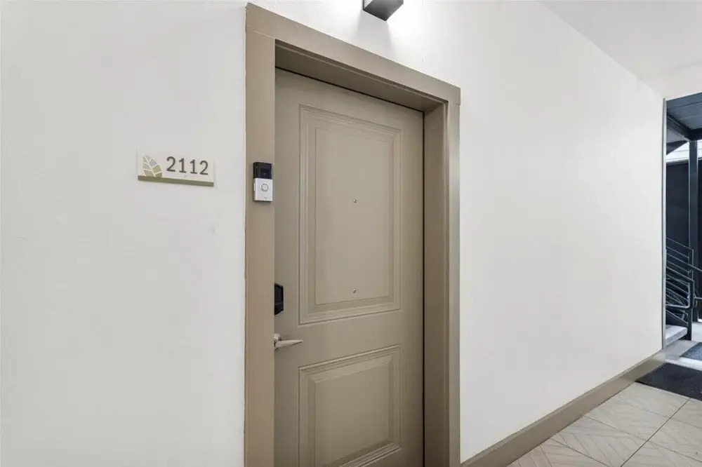 2112 Thornton