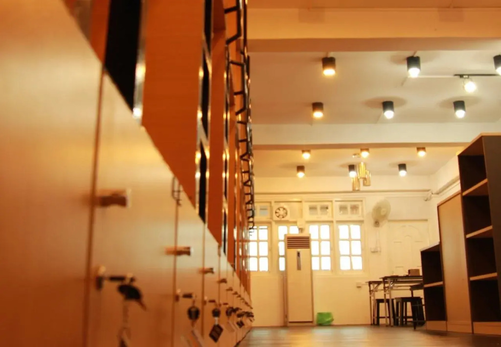 Mingalarbar Hostel
