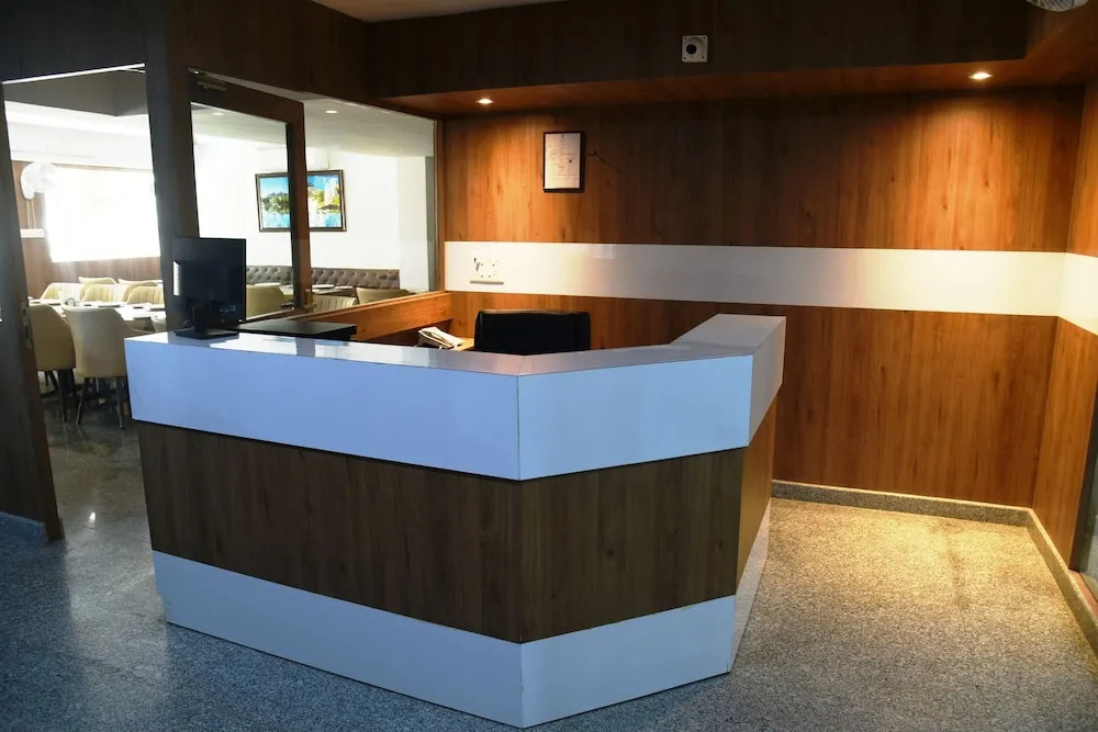 Pacific Inn Sec. 46
