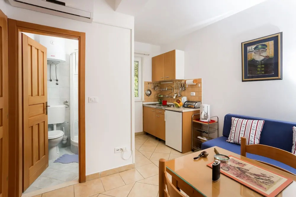 K-apartments