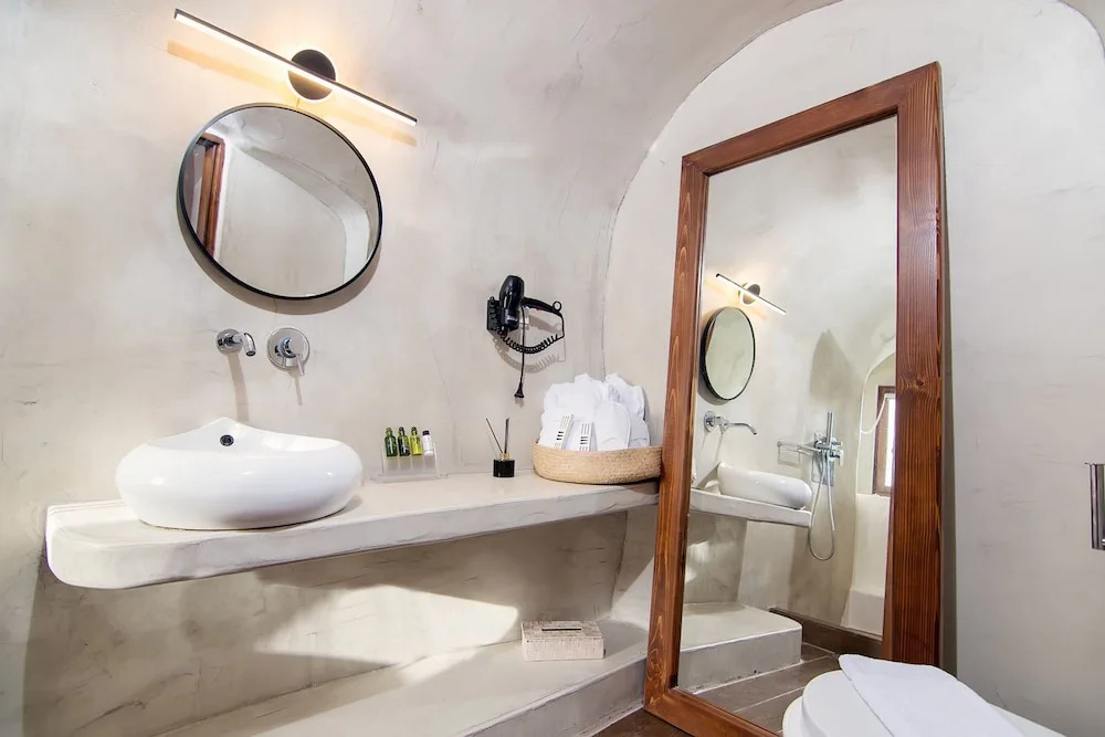 Santorini Rooftop Hot Tub Suite with Panoramic Views