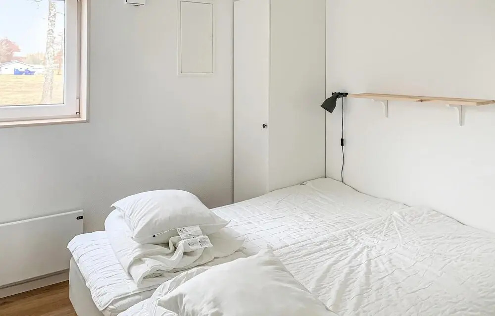 Gorgeous Home In Löttorp With Wifi