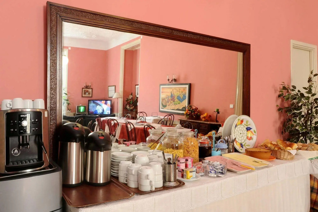 Central Guest House