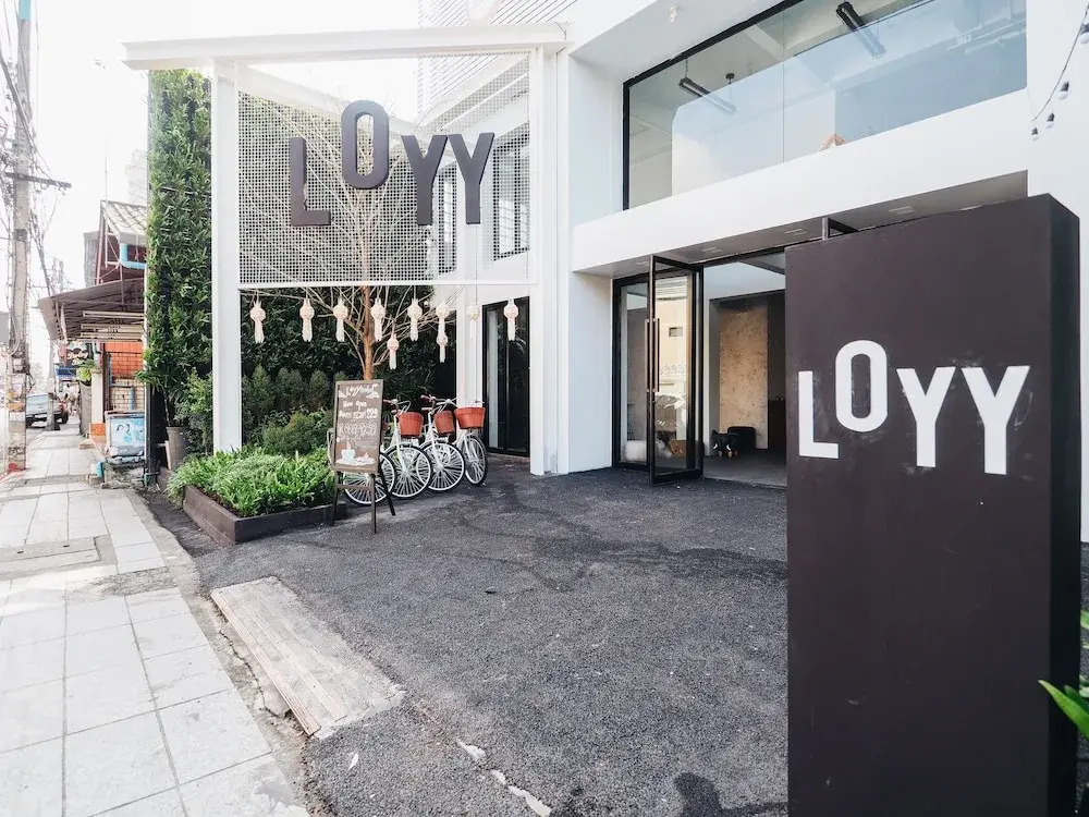 Loyy Hotel - Hostel