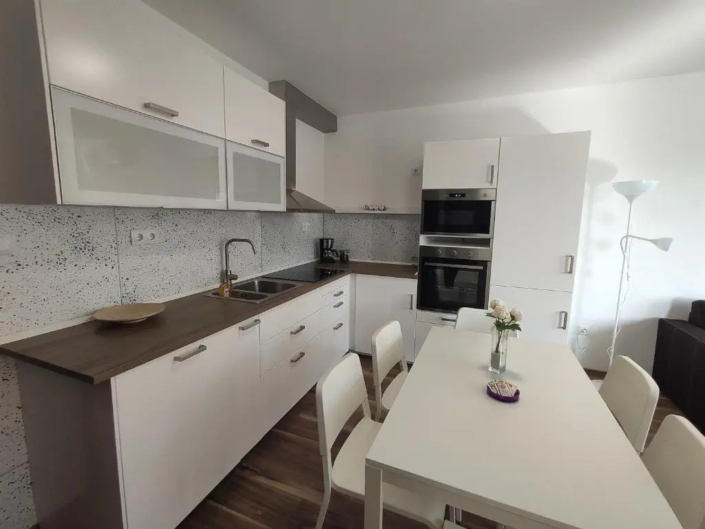 Hatvan Corner Apartments 2