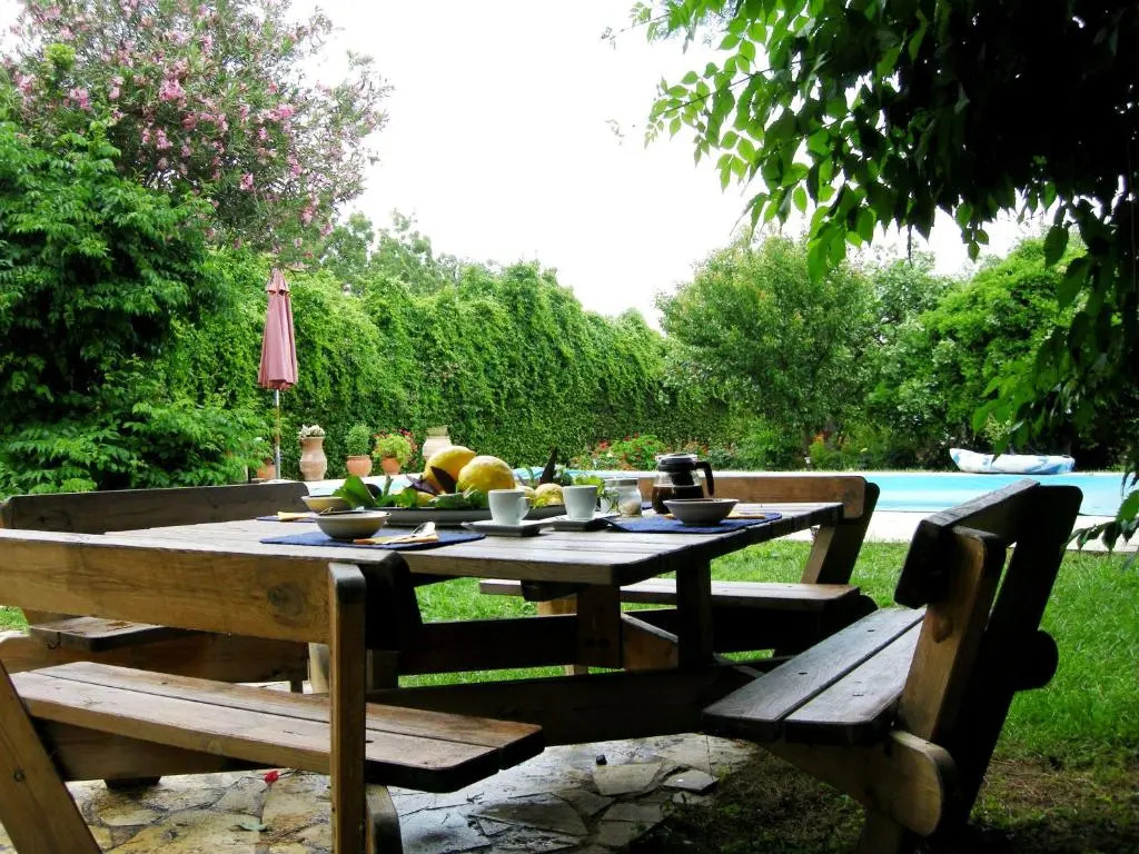 Villa Alkyon - Dreamy 3BR, Pool & BBQ next to Varnavas Beach