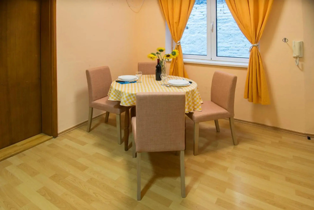 Sasa House