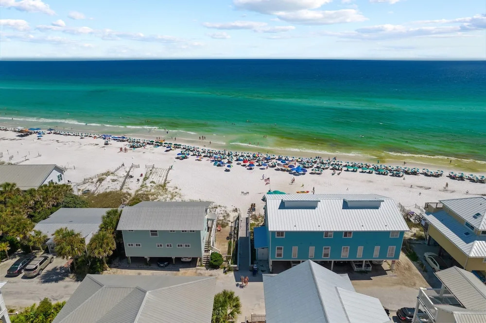 30A Beach House - Coconut Cottage by Panhandle Getaways