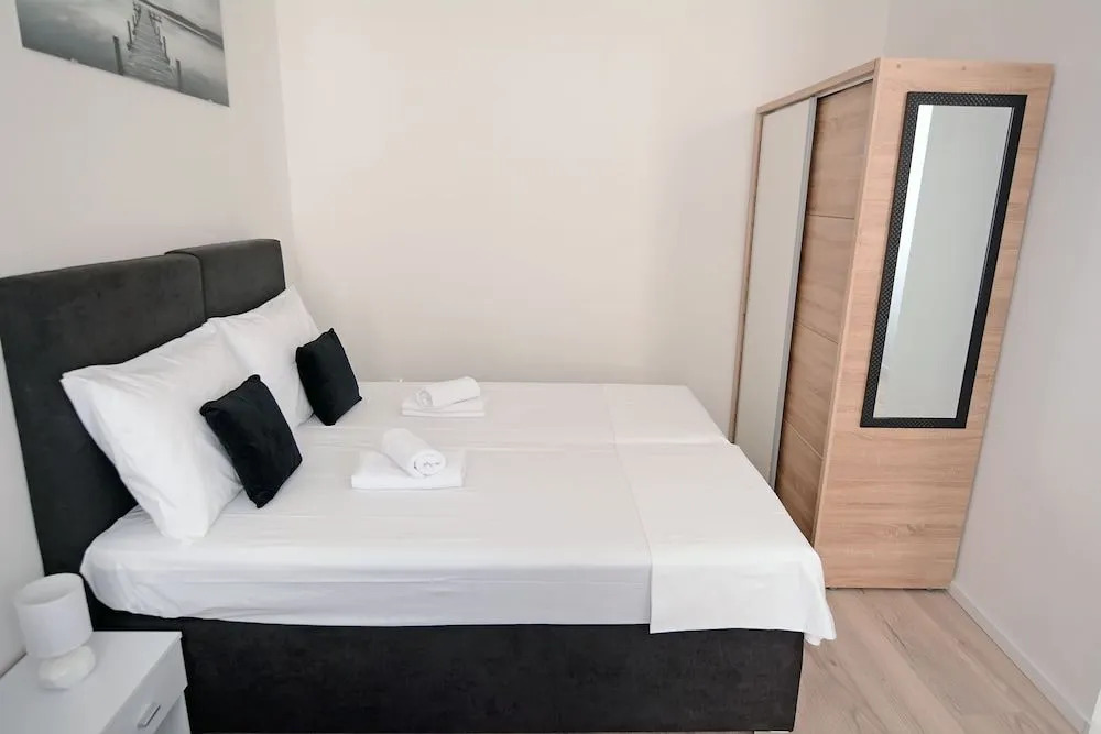 Virtus Apartments and Rooms with Free Private Parking