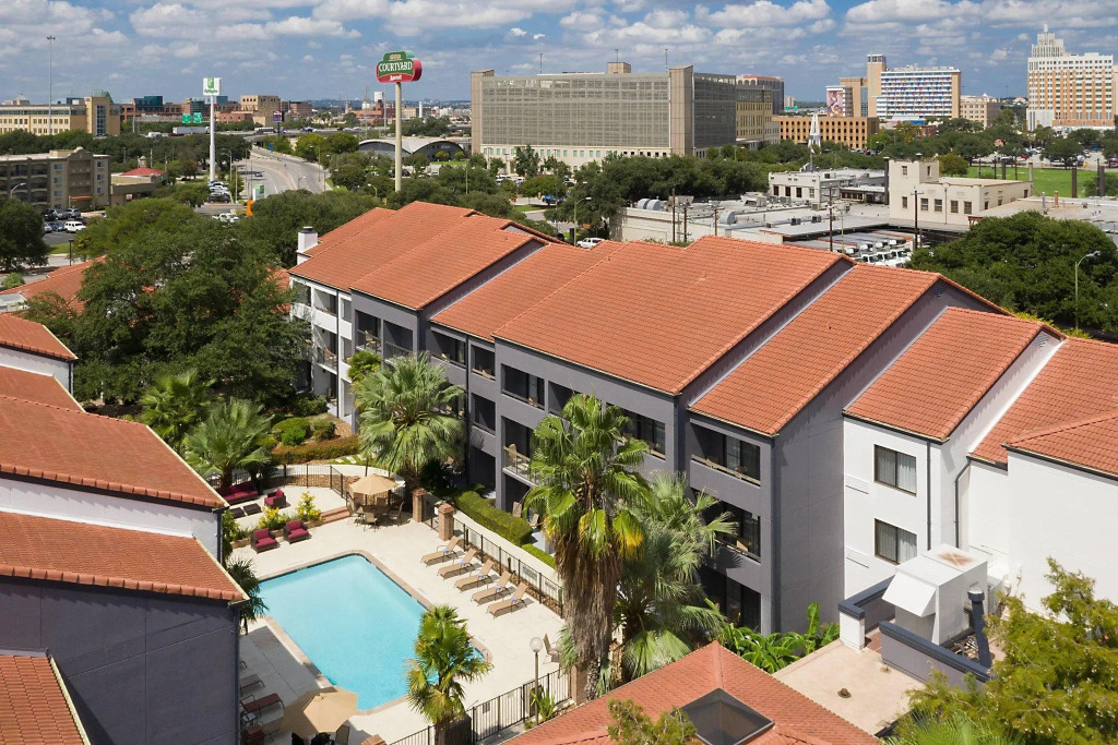 Courtyard by Marriott San Antonio Downtown
