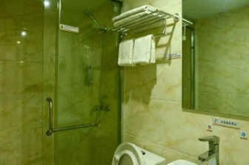 Super 8 by Wyndham Hangzhou Bai Huo Da Lou