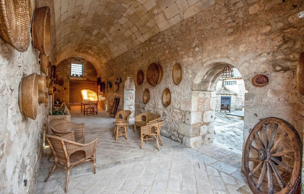 Amazing Home In Ragusa With Indoor Swimming Pool