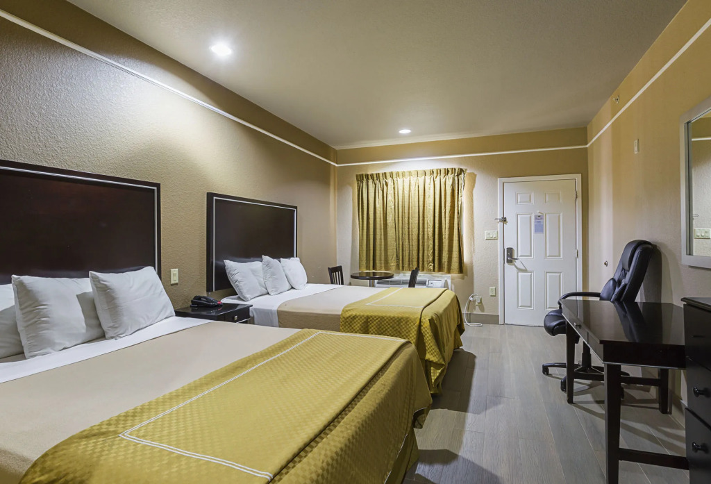 Scottish Inn and Suites Baytown Tx