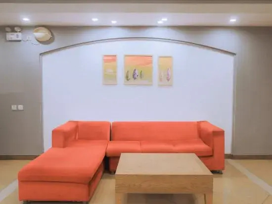 Homeinn Pebble Hotel (Qingdao North Station Licun Pedestrian Street)