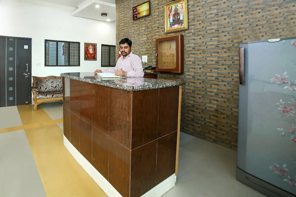 OYO 37914 Hotel Kalindi