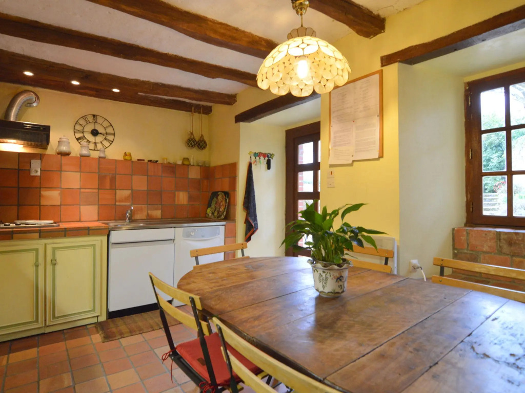 Gorgeous Mansion with Pool in Saint-Paul-du-Bois