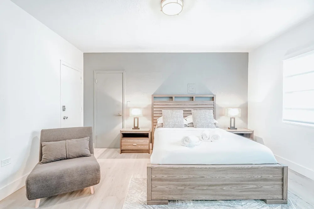 TWO Bedroom Apartment