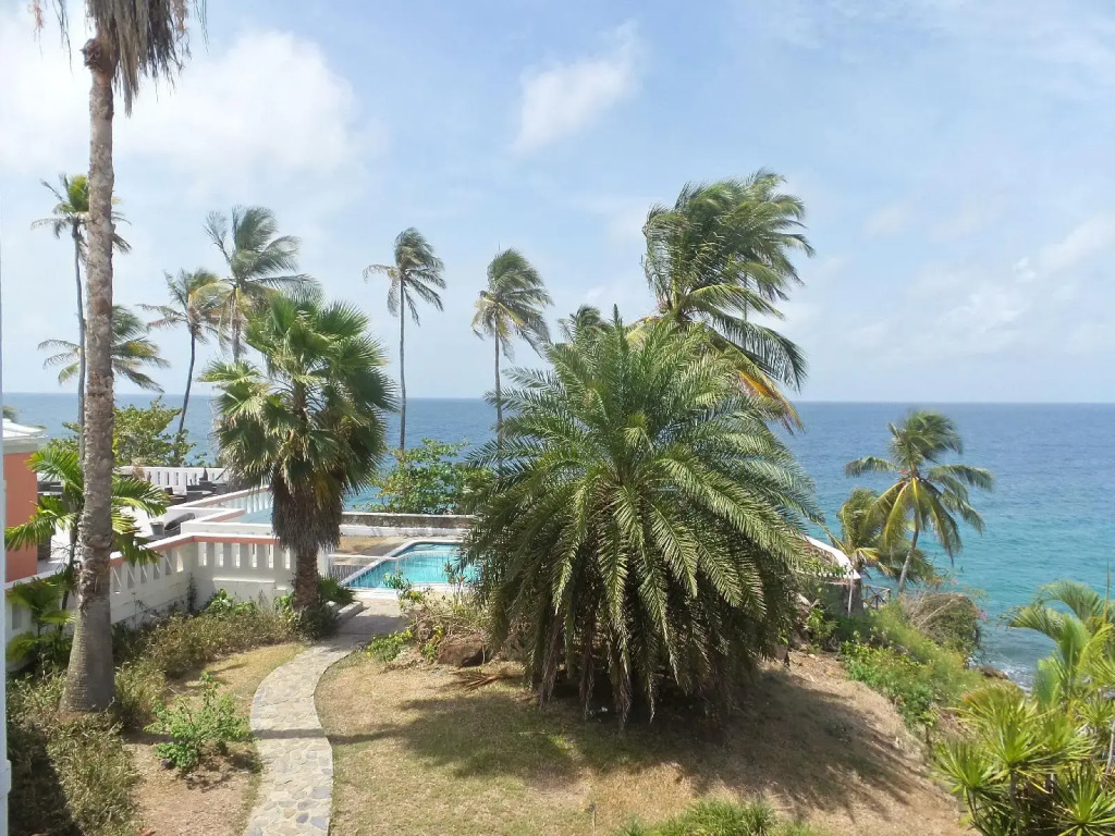 Blue Haven Hotel