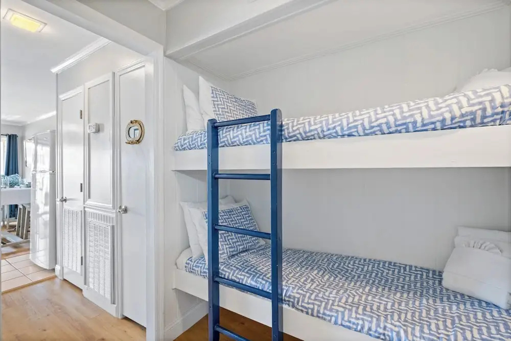 On-site Beach Access: Hilton Head Island Condo