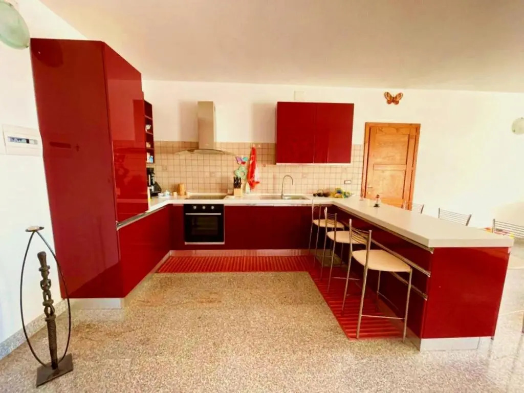 Appartamento con grande terrazza VISTA MARE