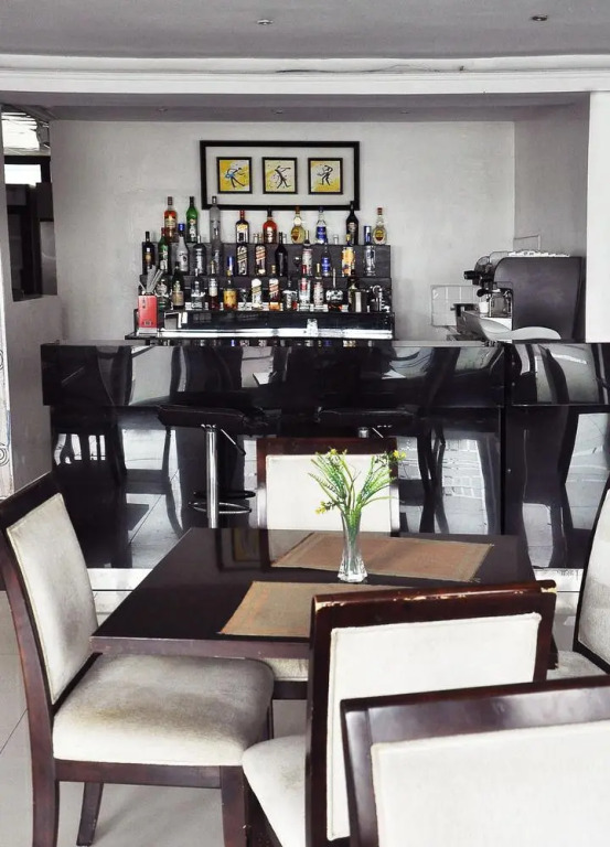 Edna Addis Hotel
