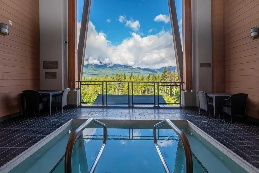 Sutton Place Hotel Revelstoke Mountain Resort
