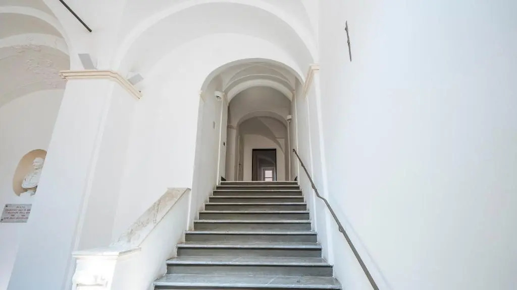Italianway - Piazza Rossi 4