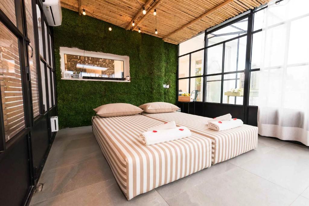 Essential suite