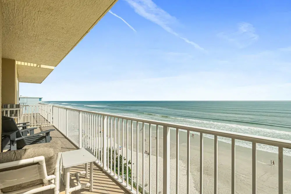 Malibu Condos 804
