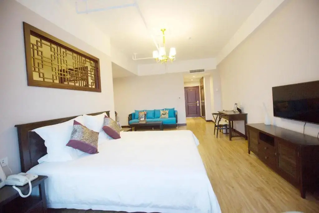 Xinlong Holiday Inn University of Petroleum
