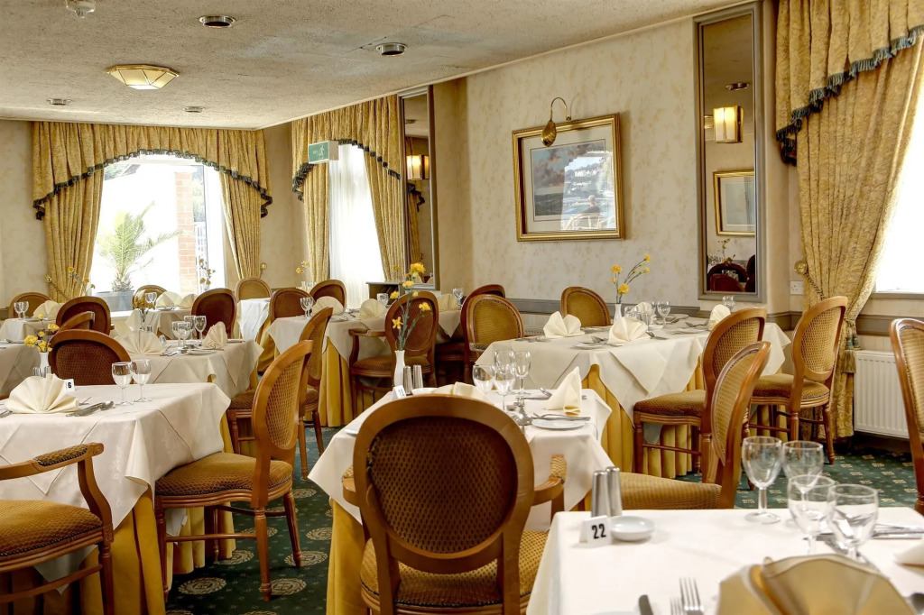 Livermead Cliff Hotel