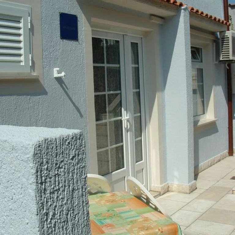 Apartment With 2 Bedrooms in Kampor, With Enclosed Garden and Wifi - 5