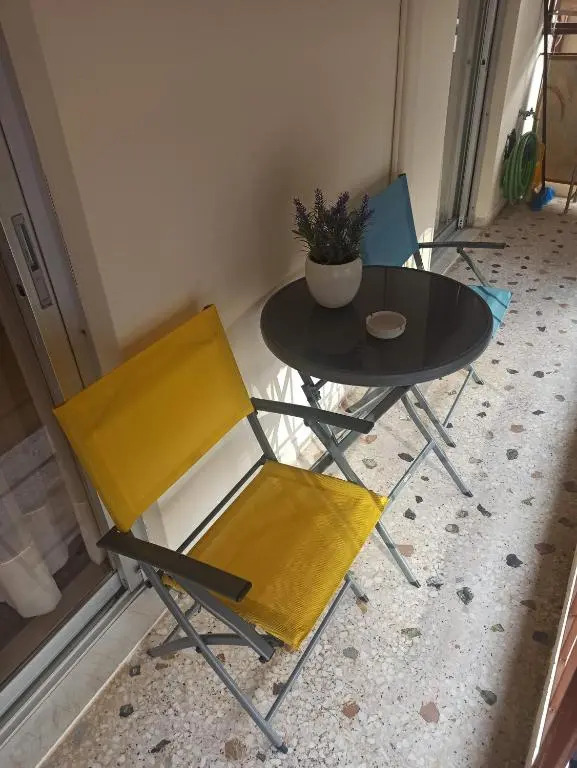Comfortable apartment 100m from the sea