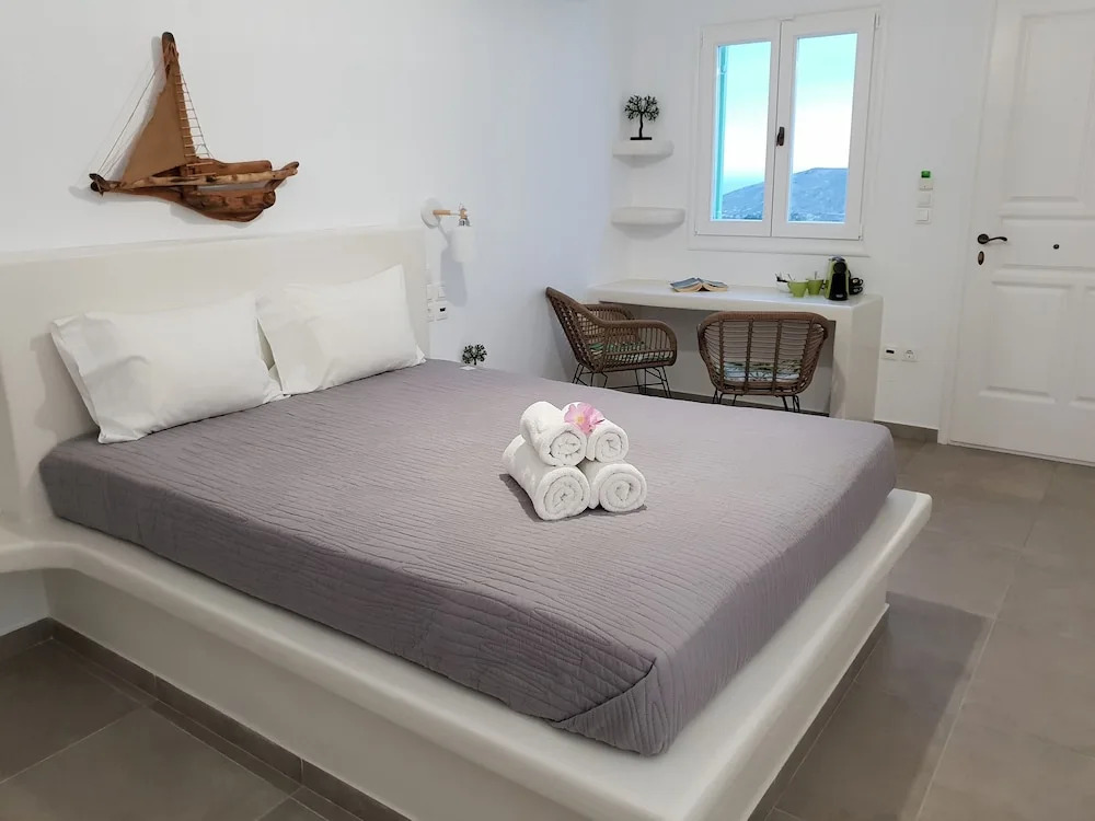 Efthimias Rooms