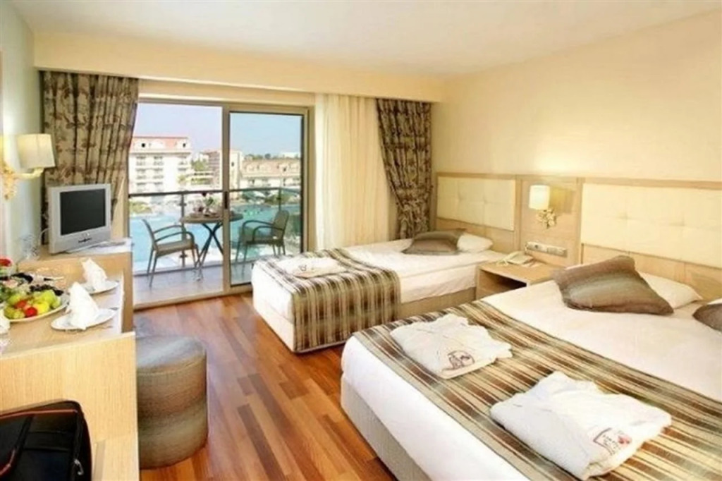 Grand Pearl Beach Resort And Spa